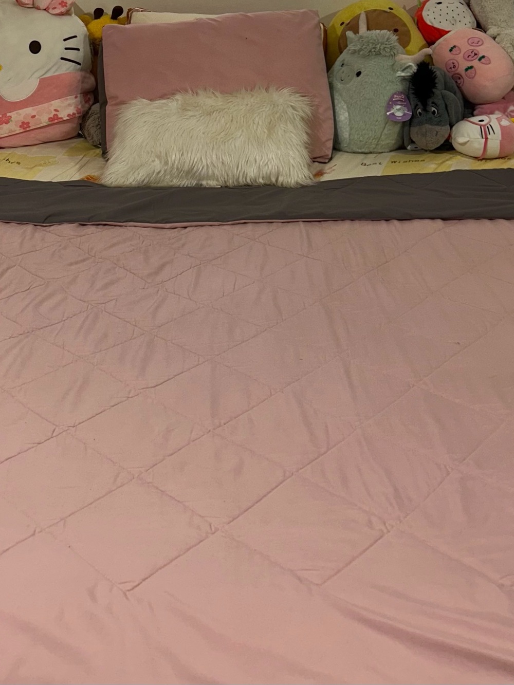 Room Essentials Pink Quilted Comforter with Gray Trim